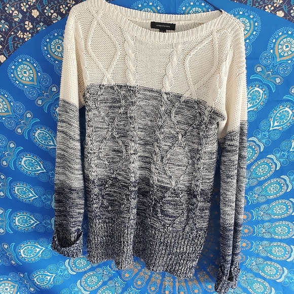 🍭 3 x $25* ATMOSPHERE Blue + White Knit Sweater Sz 4 - Picture 6 of 6